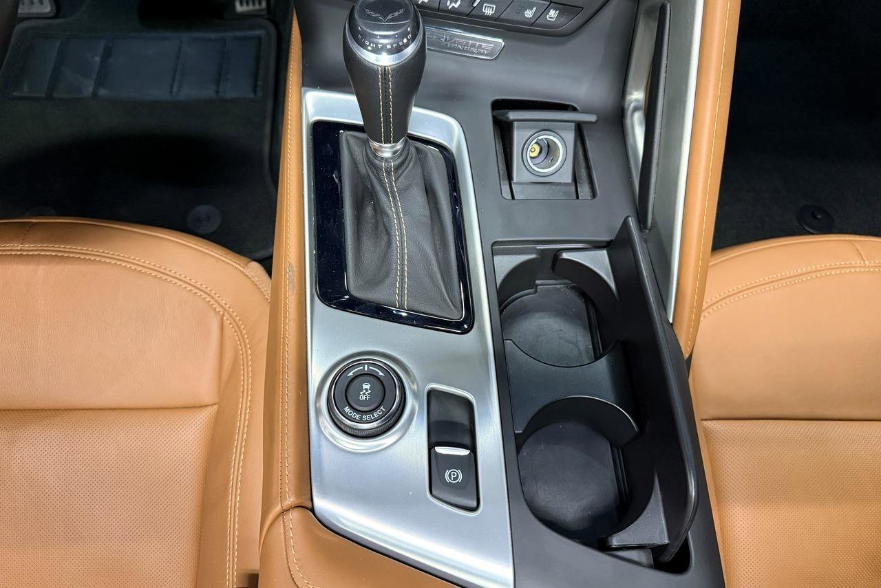 Used 2018 Chevrolet Corvette Stingray Convertible w/ 3LT Preferred Equipment Group image 92