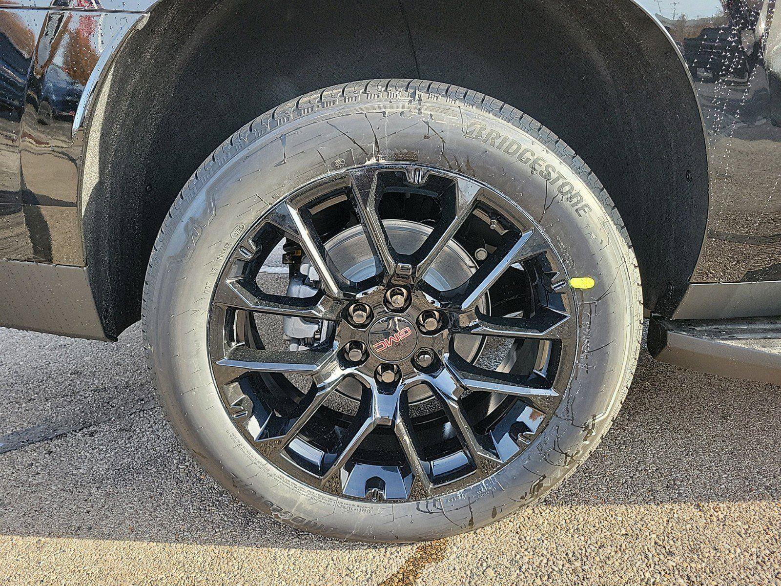 New 2026 GMC Yukon XL Elevation image 6