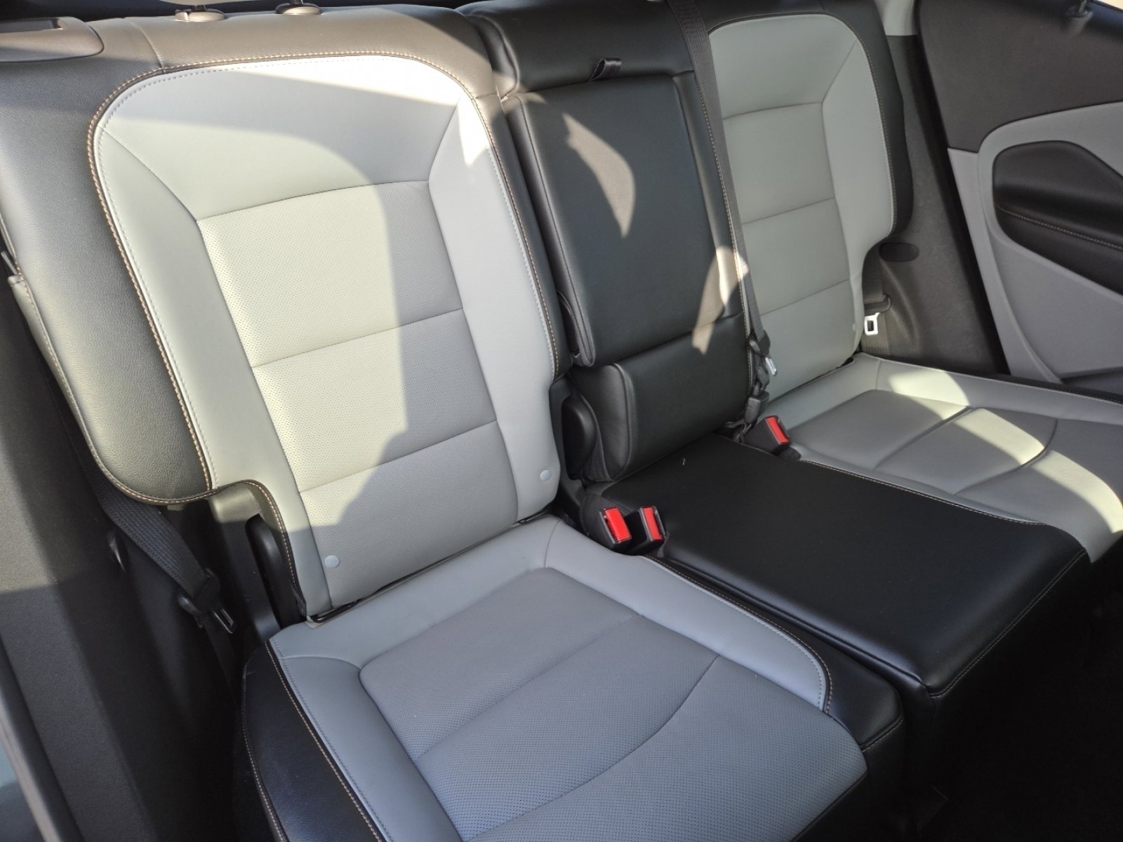 Used 2018 GMC Terrain SLT w/ Preferred Package image 19