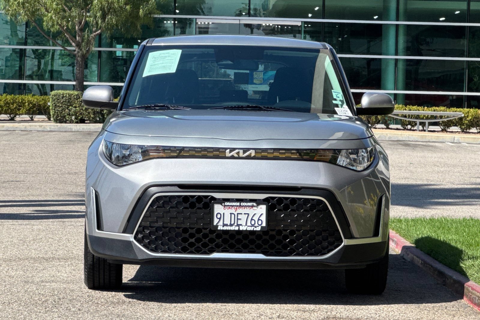 Used 2024 Kia Soul LX w/ Option Group 015 FWD image 9