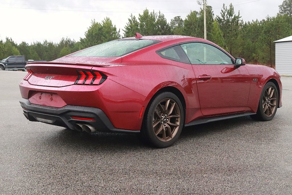 Used 2025 Ford Mustang GT Premium RWD image 7