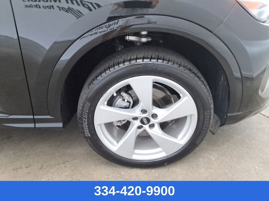 New 2025 Audi Q5 Premium Plus image 24