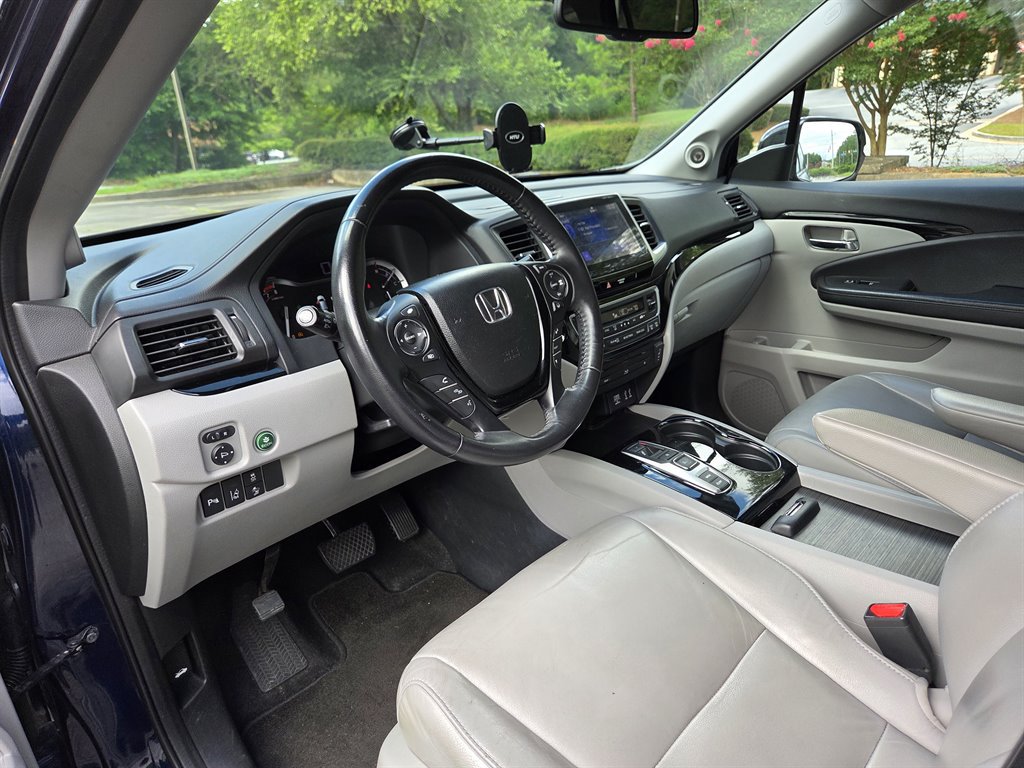 Used 2016 Honda Pilot Touring image 22
