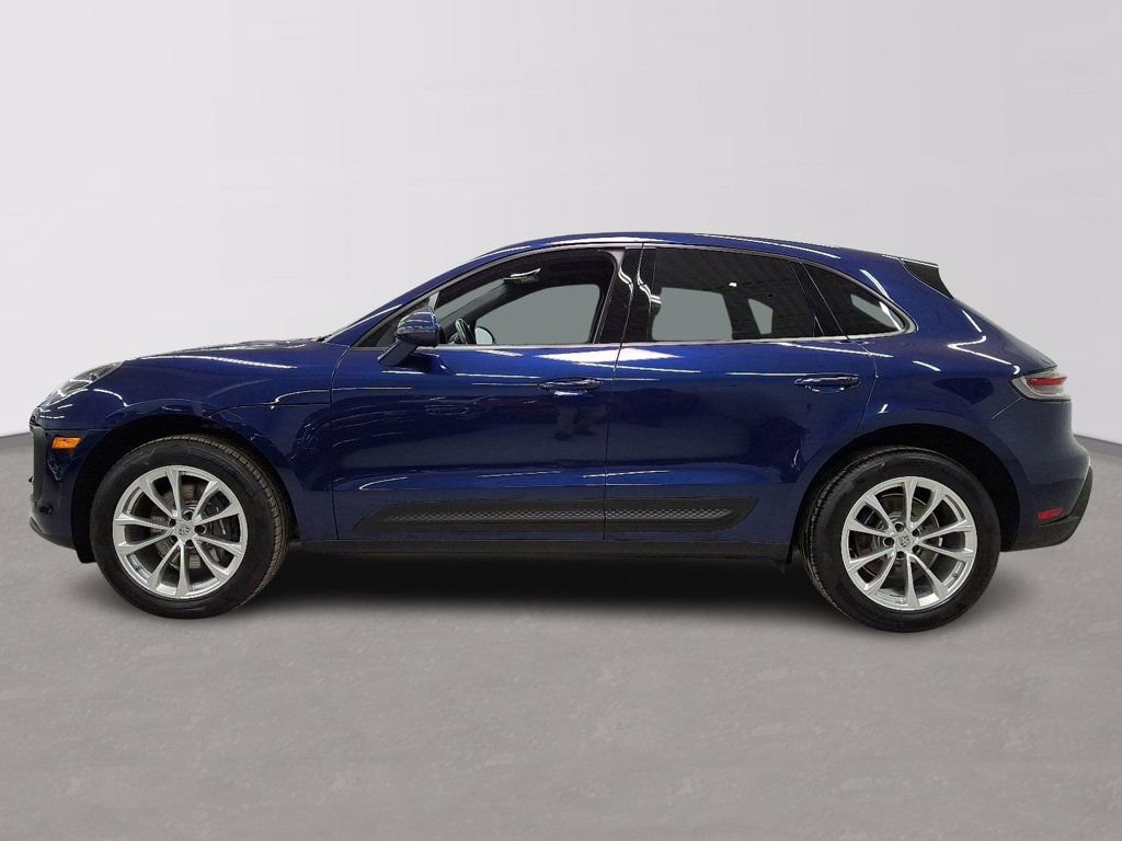 Used 2023 Porsche Macan image 5