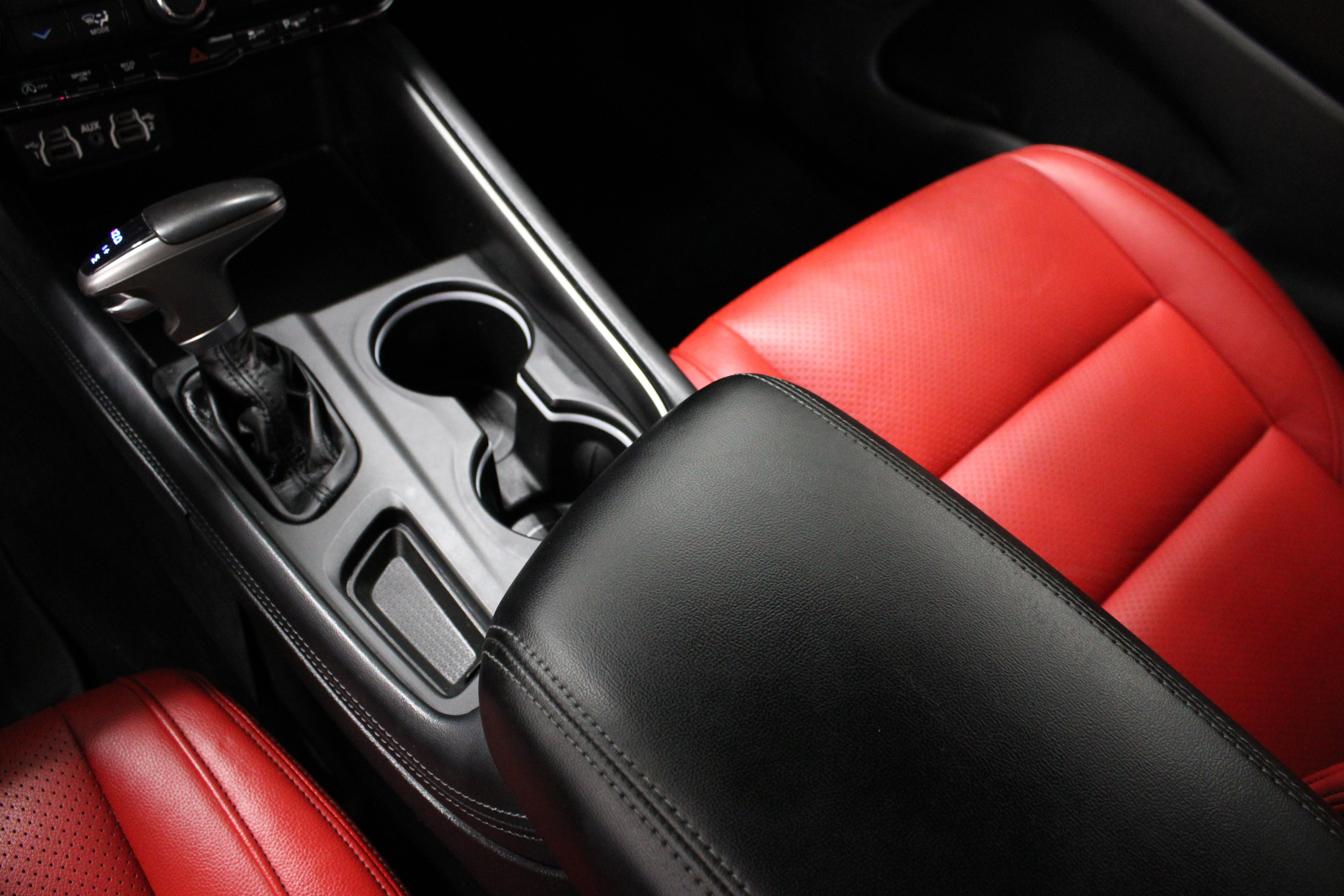 Used 2023 Dodge Durango SXT Launch Edition RWD image 17