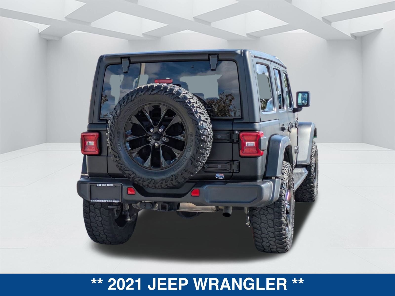 Used 2021 Jeep Wrangler Unlimited Sahara image 4