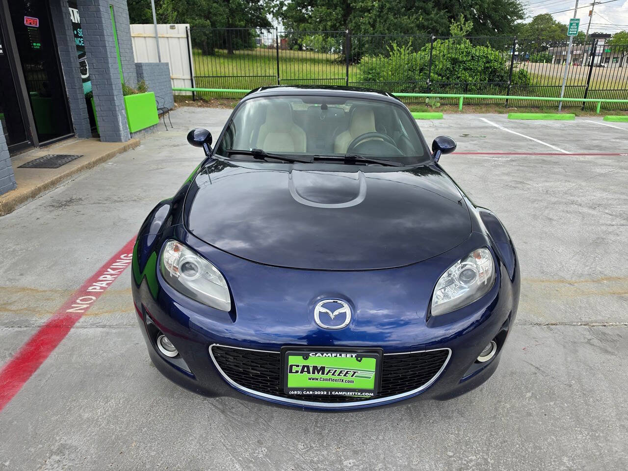Used 2011 MAZDA MX-5 Miata Grand Touring w/ Premium Pkg RWD image 7