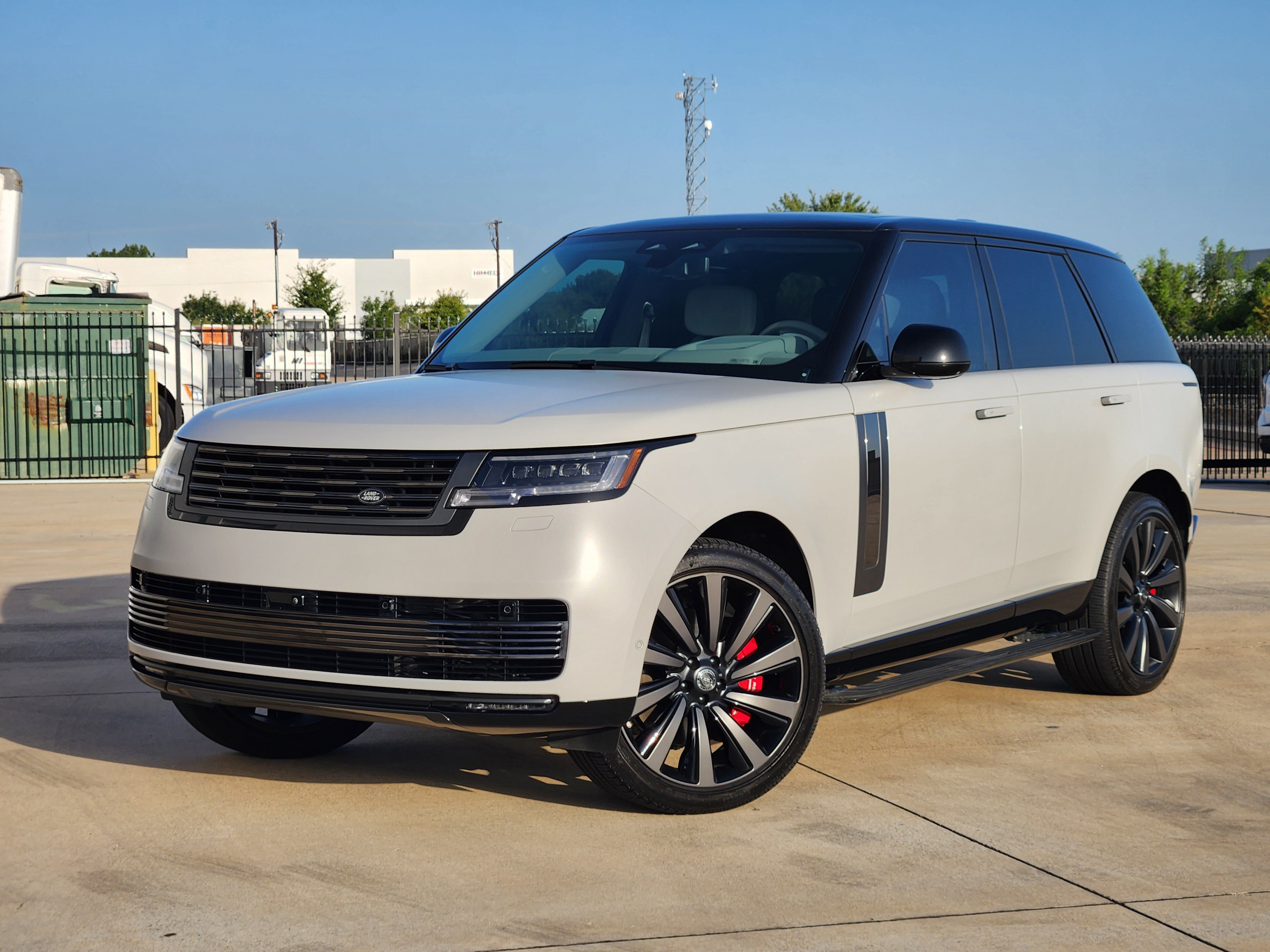 Used 2025 Land Rover Range Rover SV