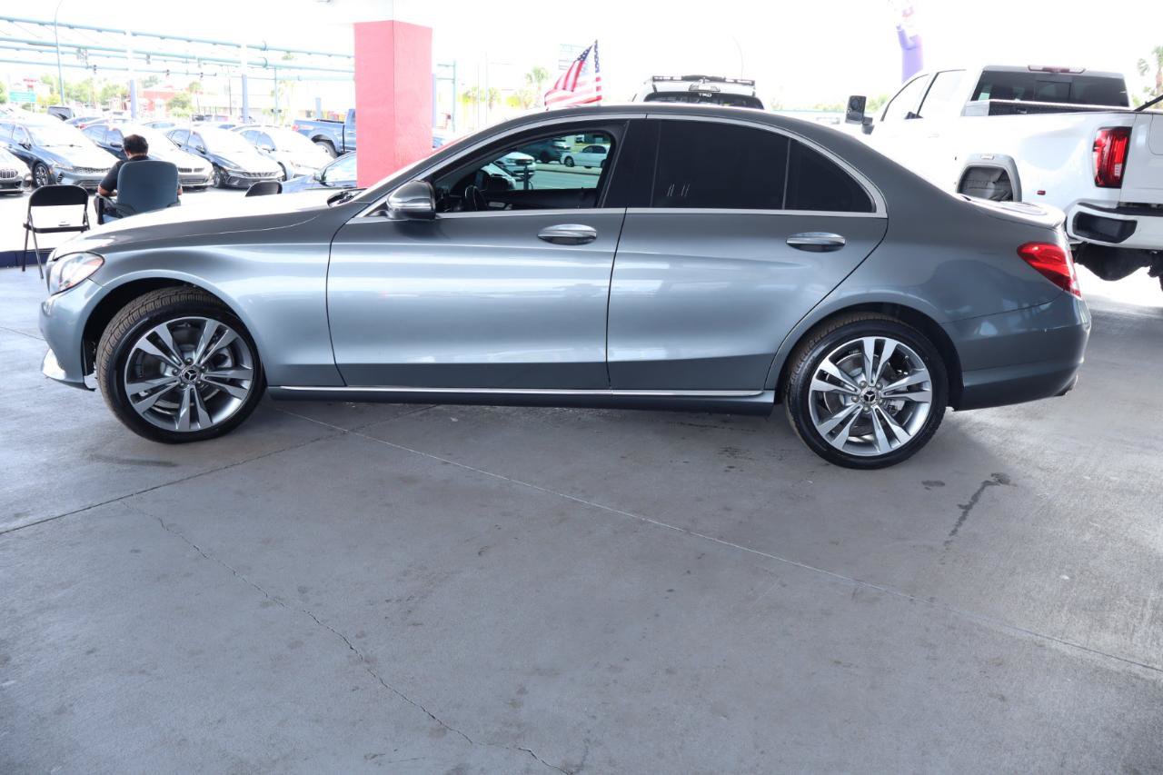 Used 2017 Mercedes-Benz C 300 4MATIC Sedan w/ Premium 1 Package image 10