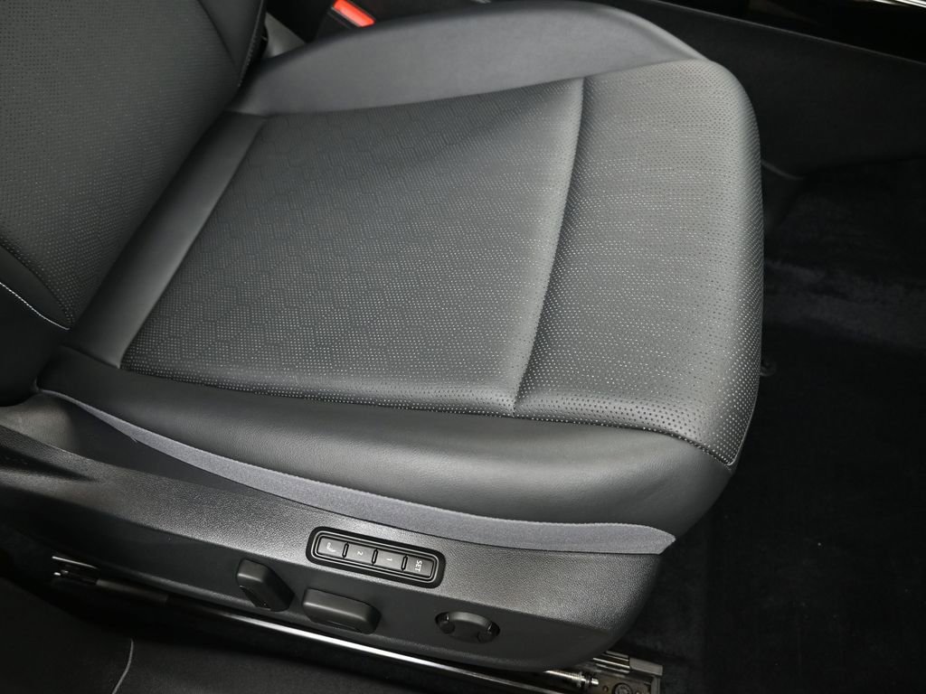 Used 2023 Volkswagen ID.4 Pro S image 12