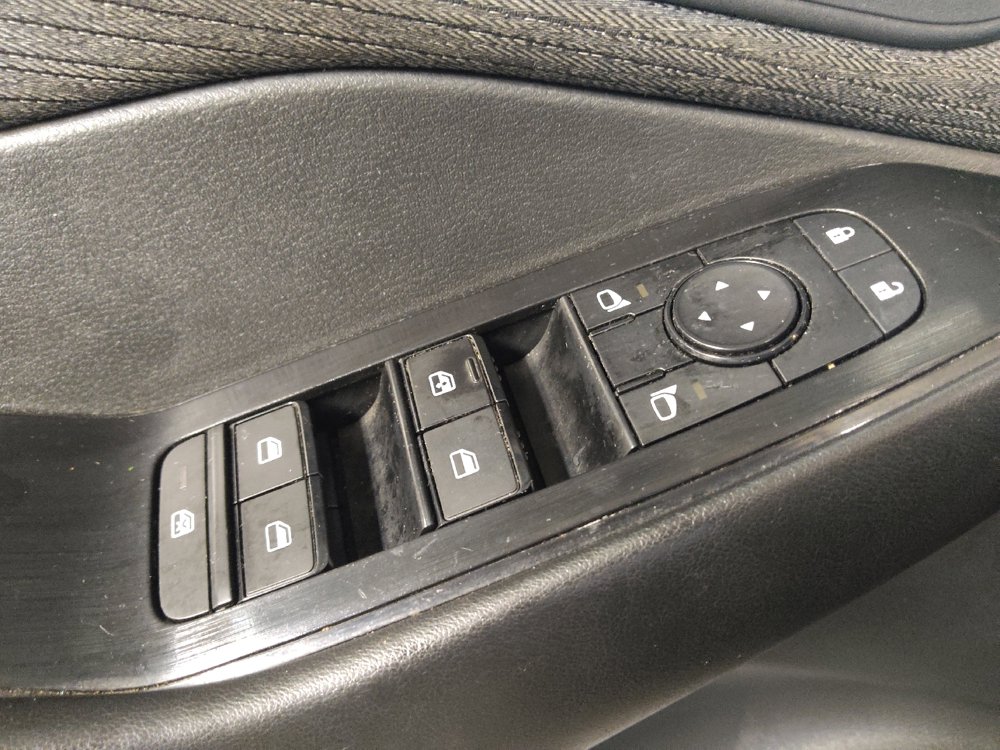 Used 2023 Nissan Rogue S FWD image 27