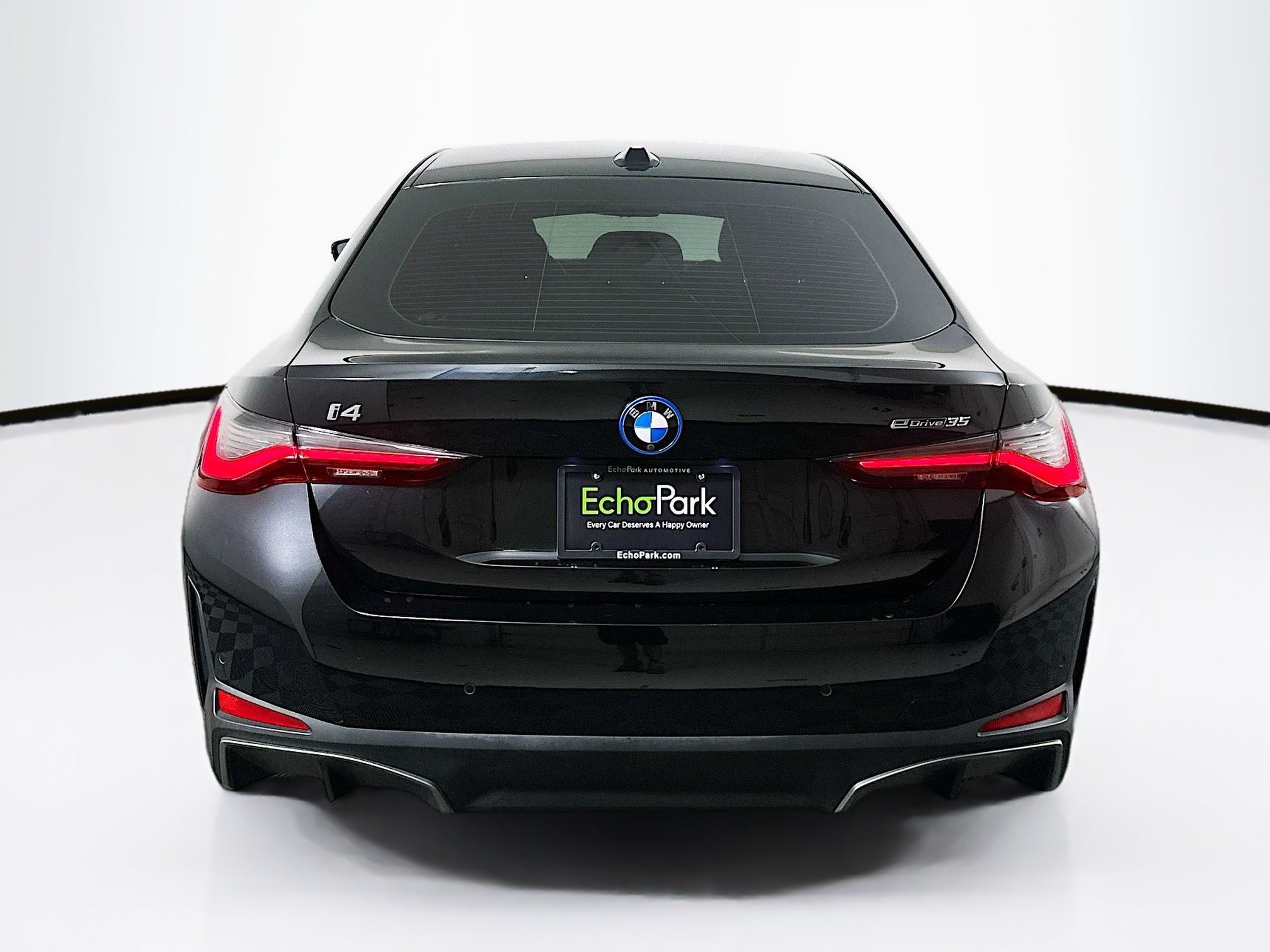 Used 2023 BMW i4 eDrive35 w/ Premium Package RWD image 7
