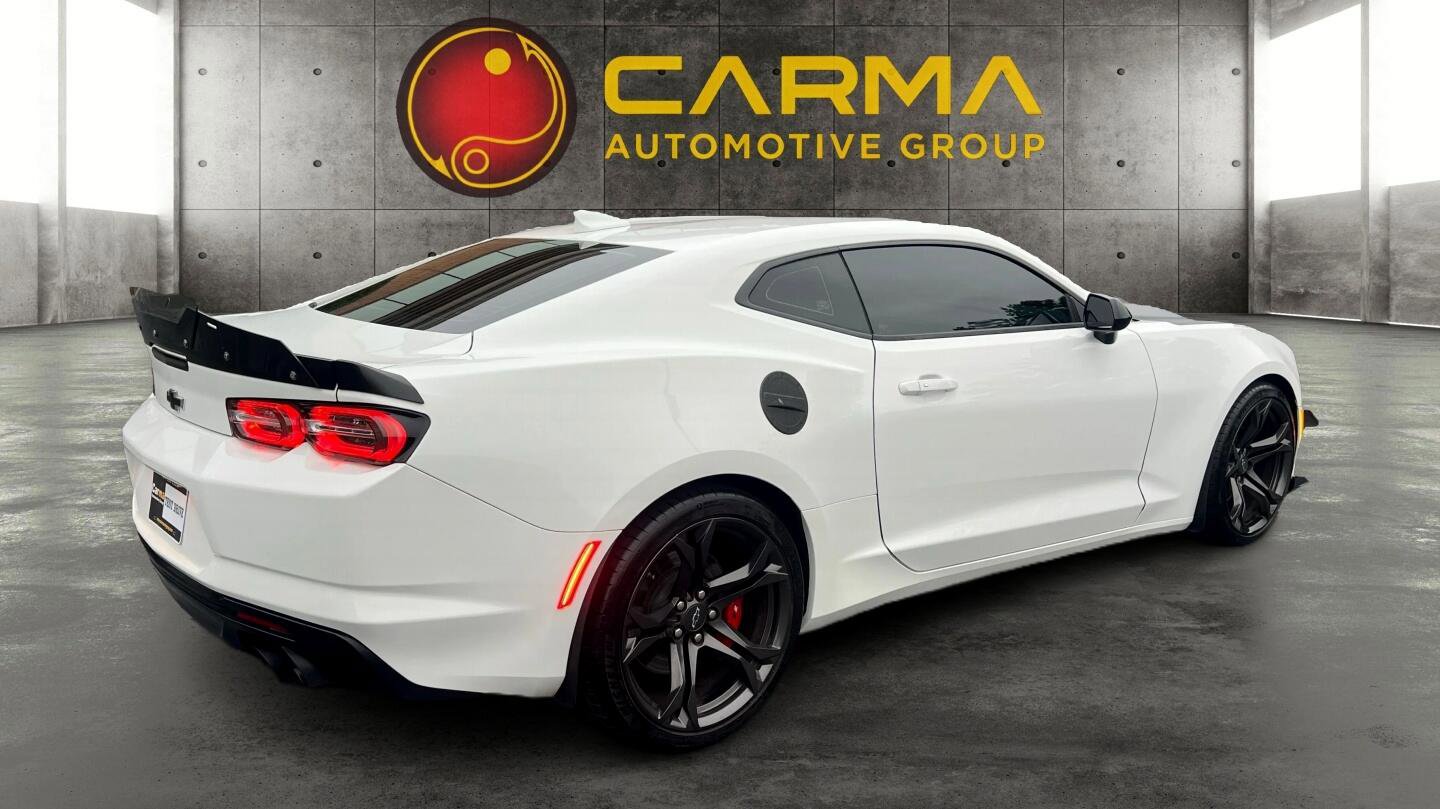 Used 2020 Chevrolet Camaro SS image 5
