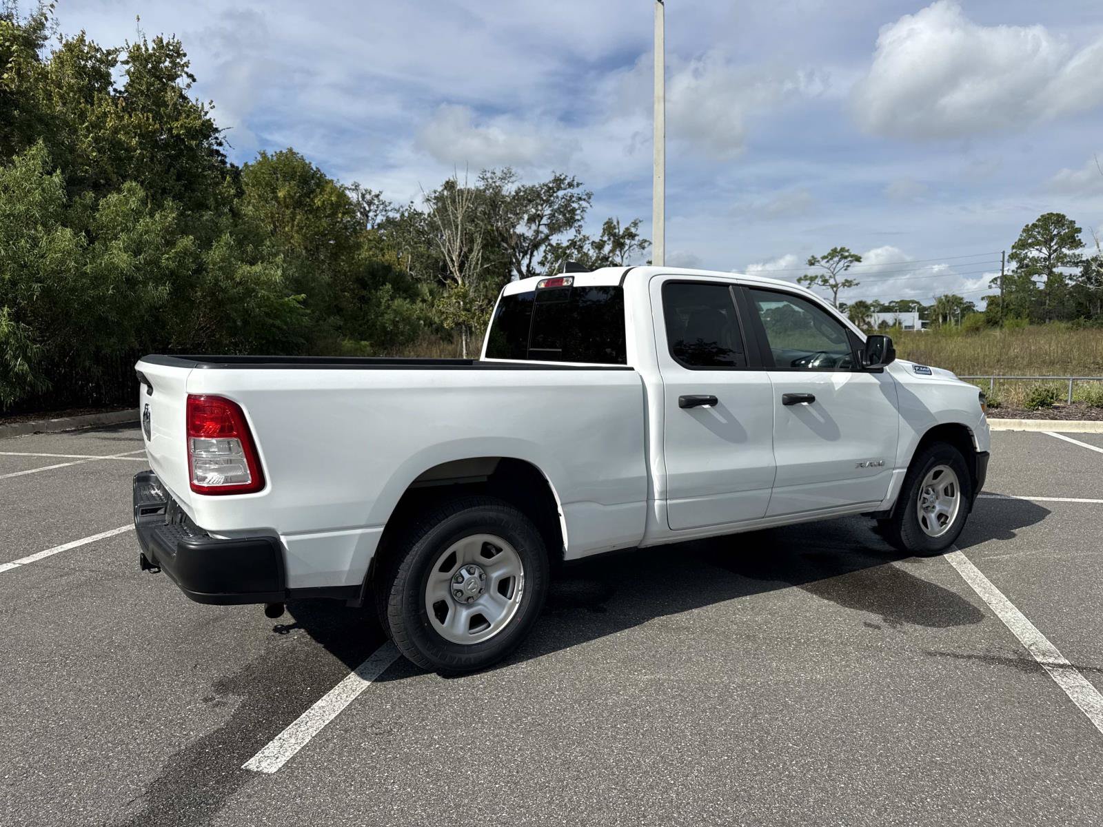 Used 2020 RAM 1500 Tradesman RWD image 3
