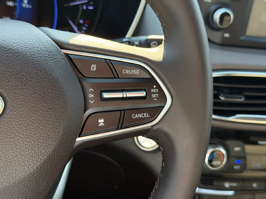 Used 2020 Hyundai Santa Fe SEL w/ Convenience Package FWD image 21