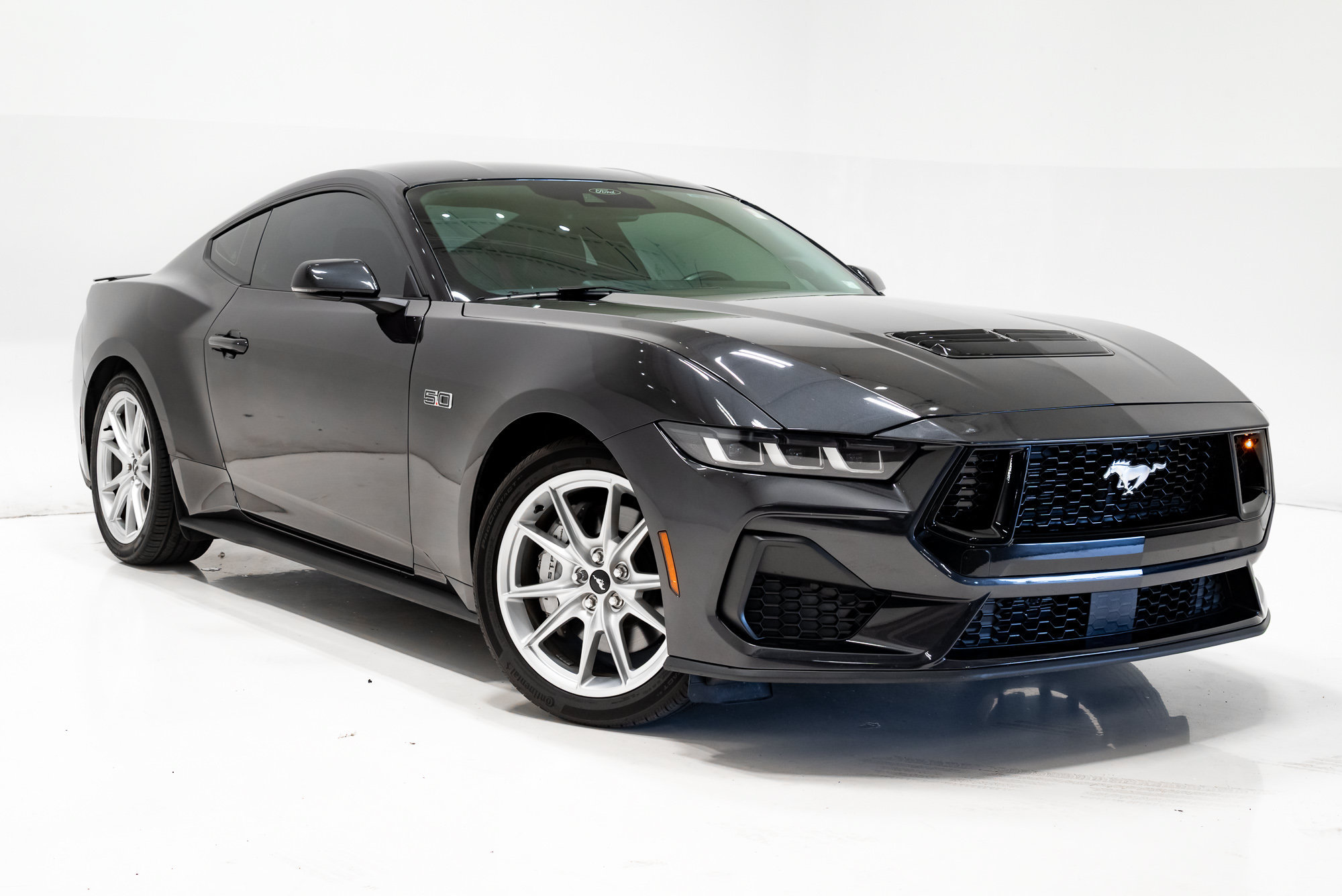 Used 2024 Ford Mustang GT Premium RWD image 6
