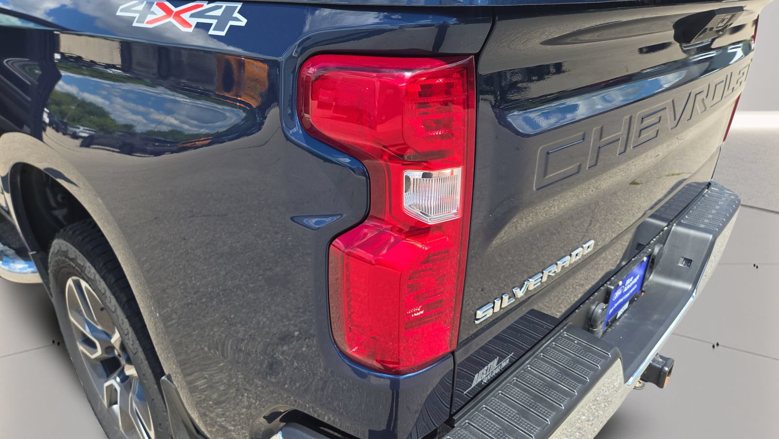 Used 2022 Chevrolet Silverado 1500 LT w/ All Star Edition Plus AWD/4WD image 23