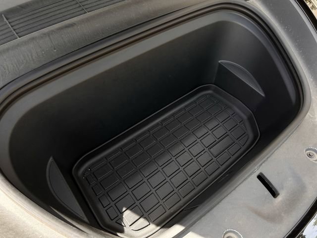 Used 2022 Tesla Model Y Performance image 35