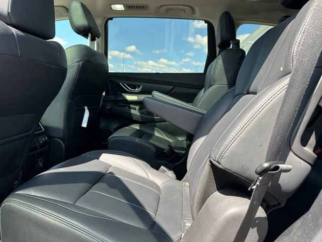 Used 2022 Subaru Ascent Limited w/ Technology Package AWD/4WD image 12