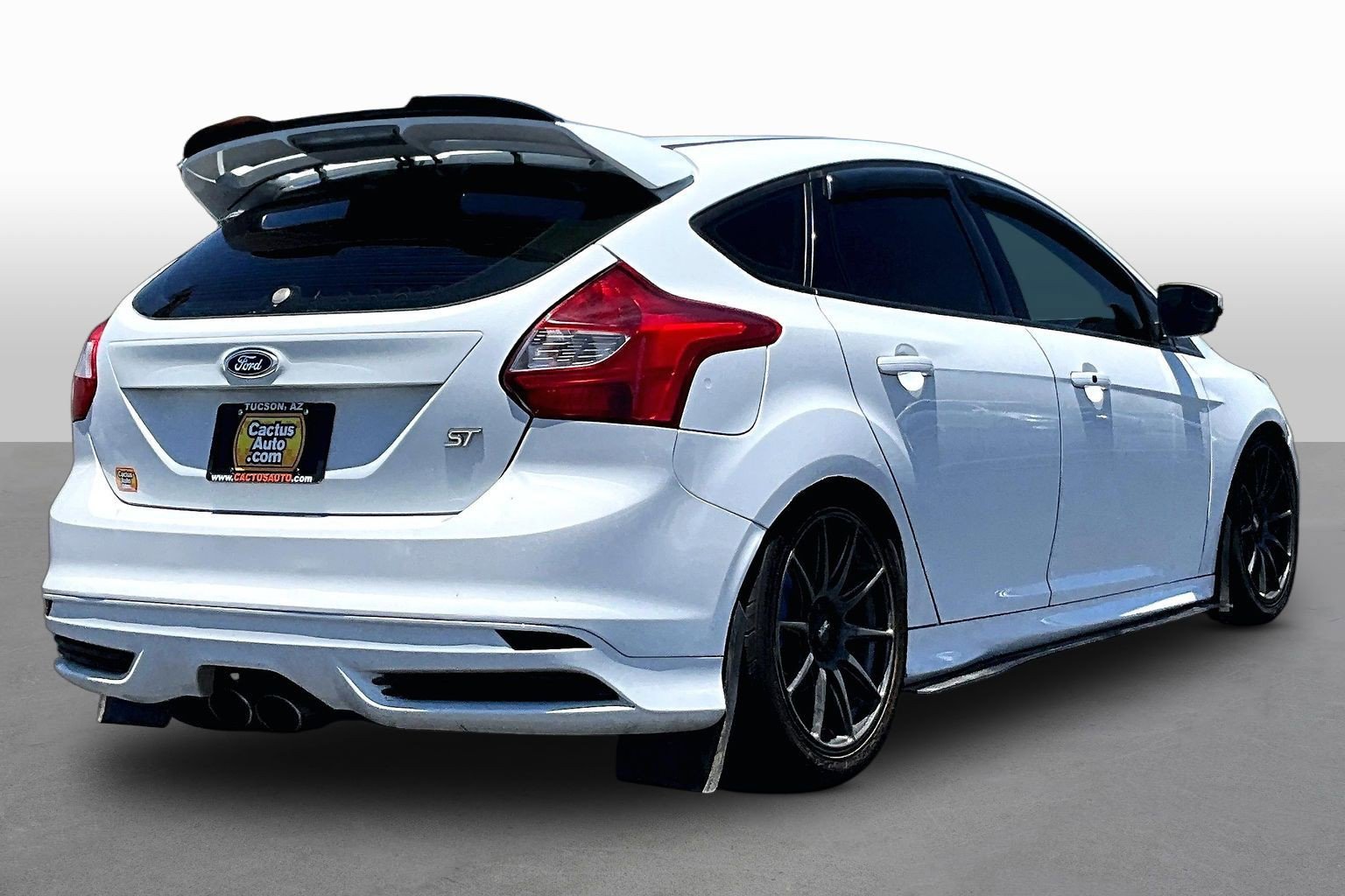 Used 2013 Ford Focus ST FWD image 2