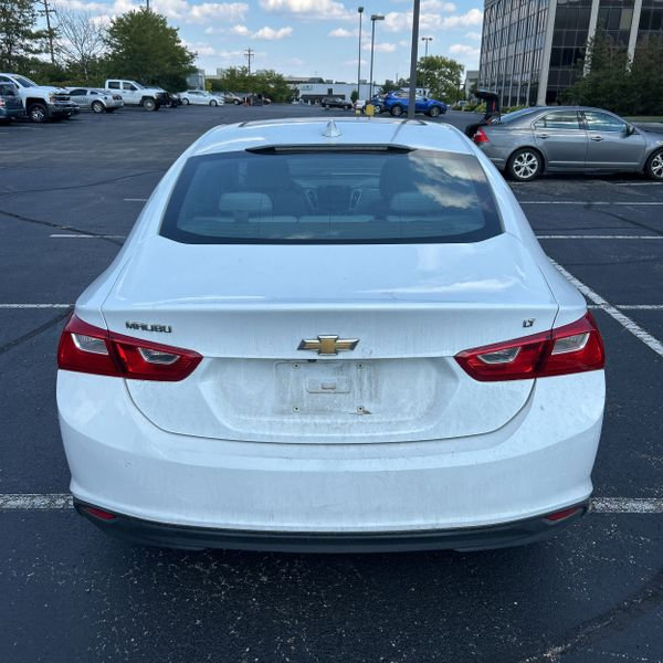 Used 2018 Chevrolet Malibu LT image 20