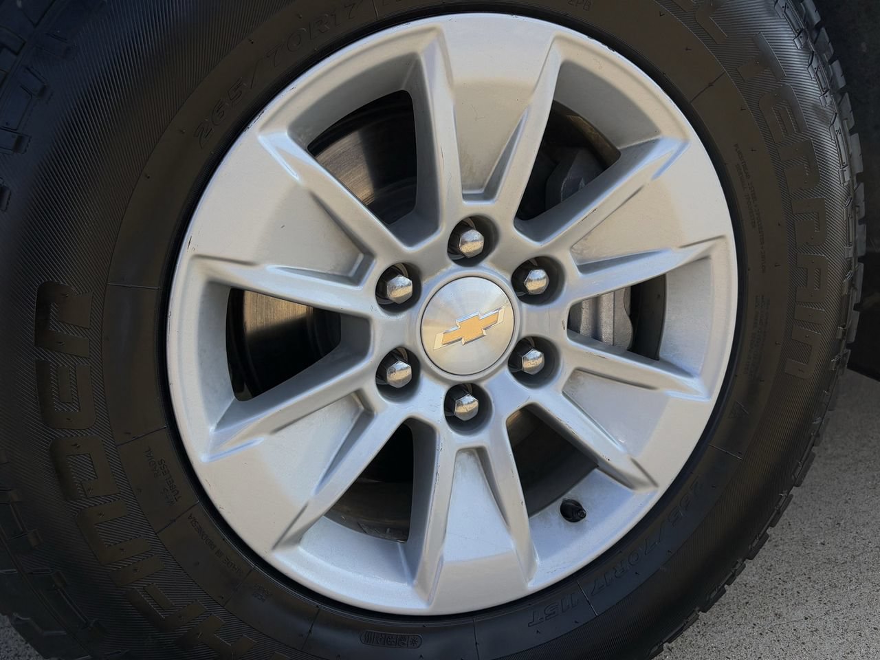 Used 2023 Chevrolet Silverado 1500 LT w/ Convenience Package II RWD image 11