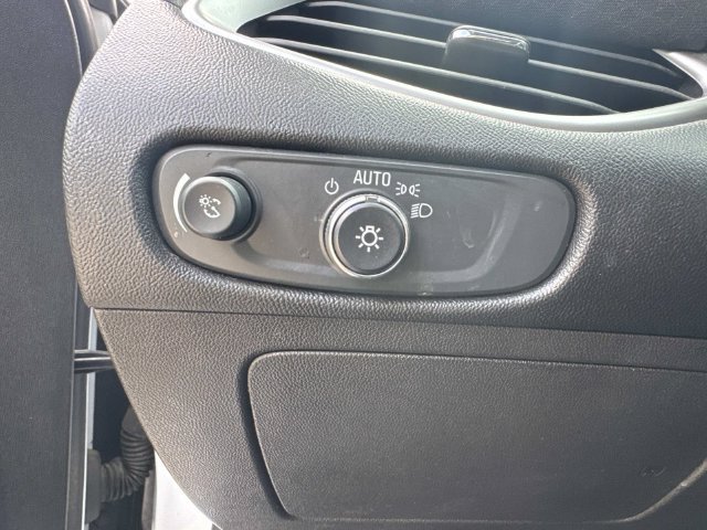 Used 2024 Chevrolet Malibu LT FWD image 25