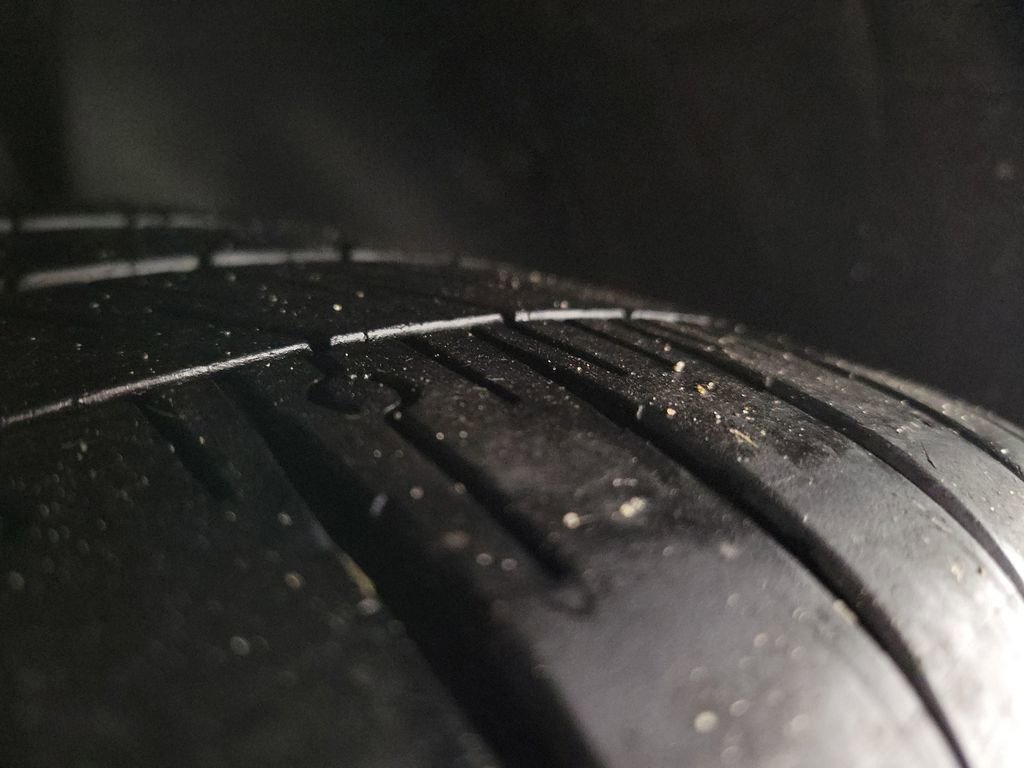 Used 2024 Chevrolet Corvette Stingray Preferred Cpe w/ Stealth Interior Trim Package image 12