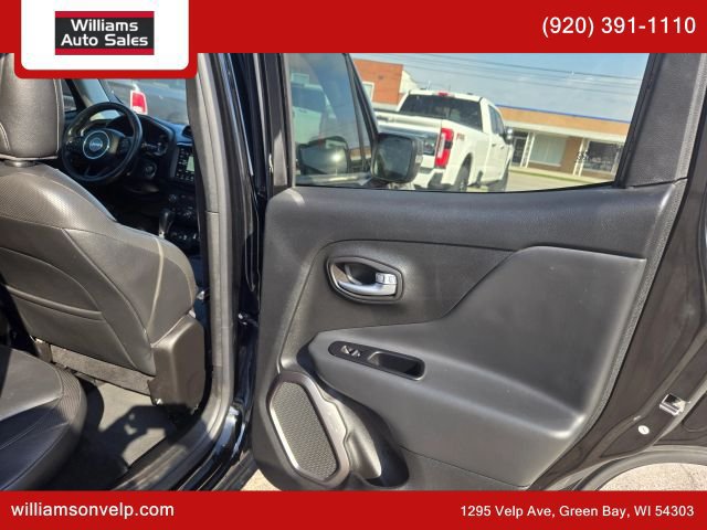 Used 2019 Jeep Renegade Limited w/ UConnect 8.4 Nav Group AWD/4WD image 15