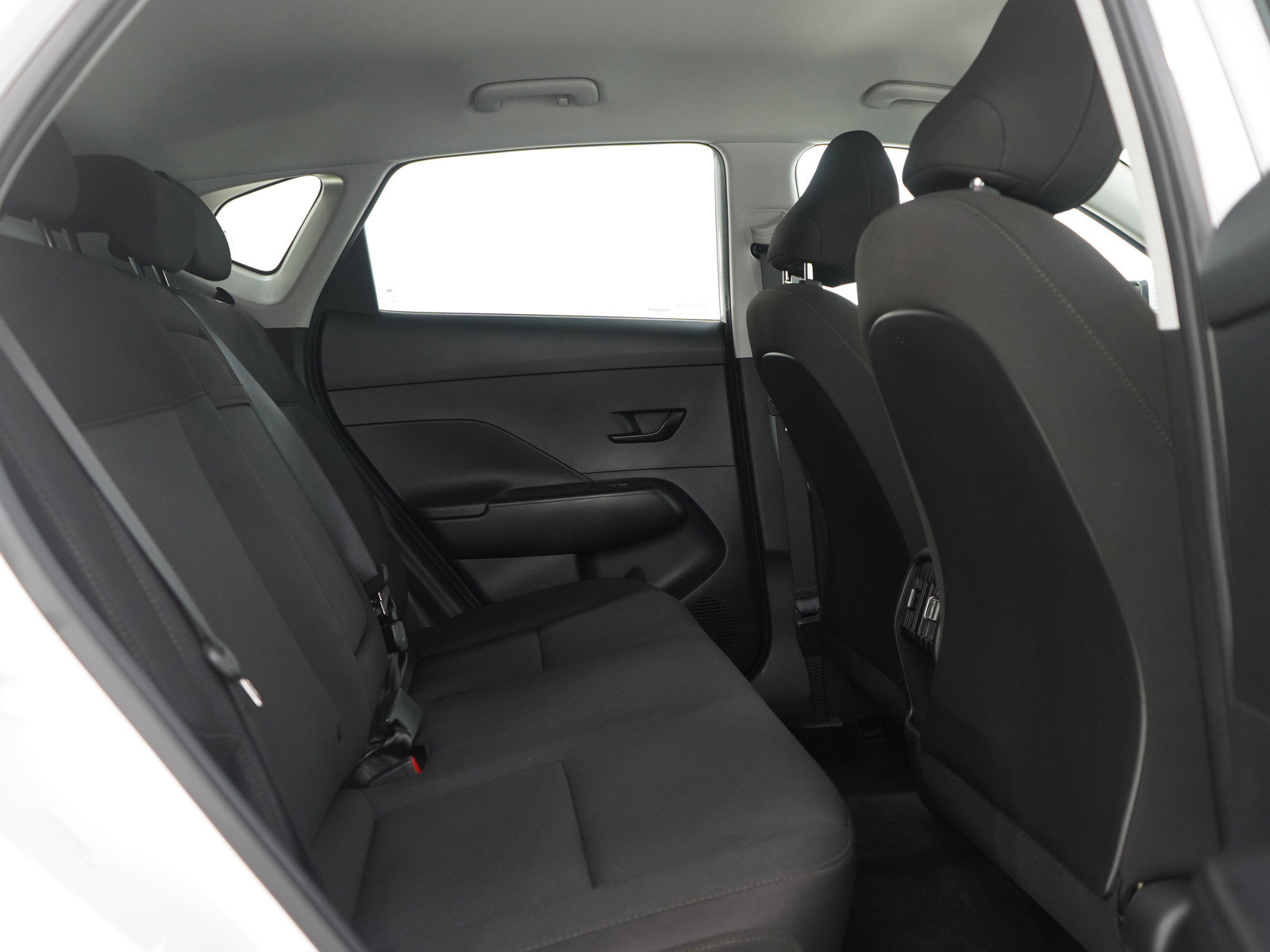 Used 2025 Hyundai Kona SEL image 11