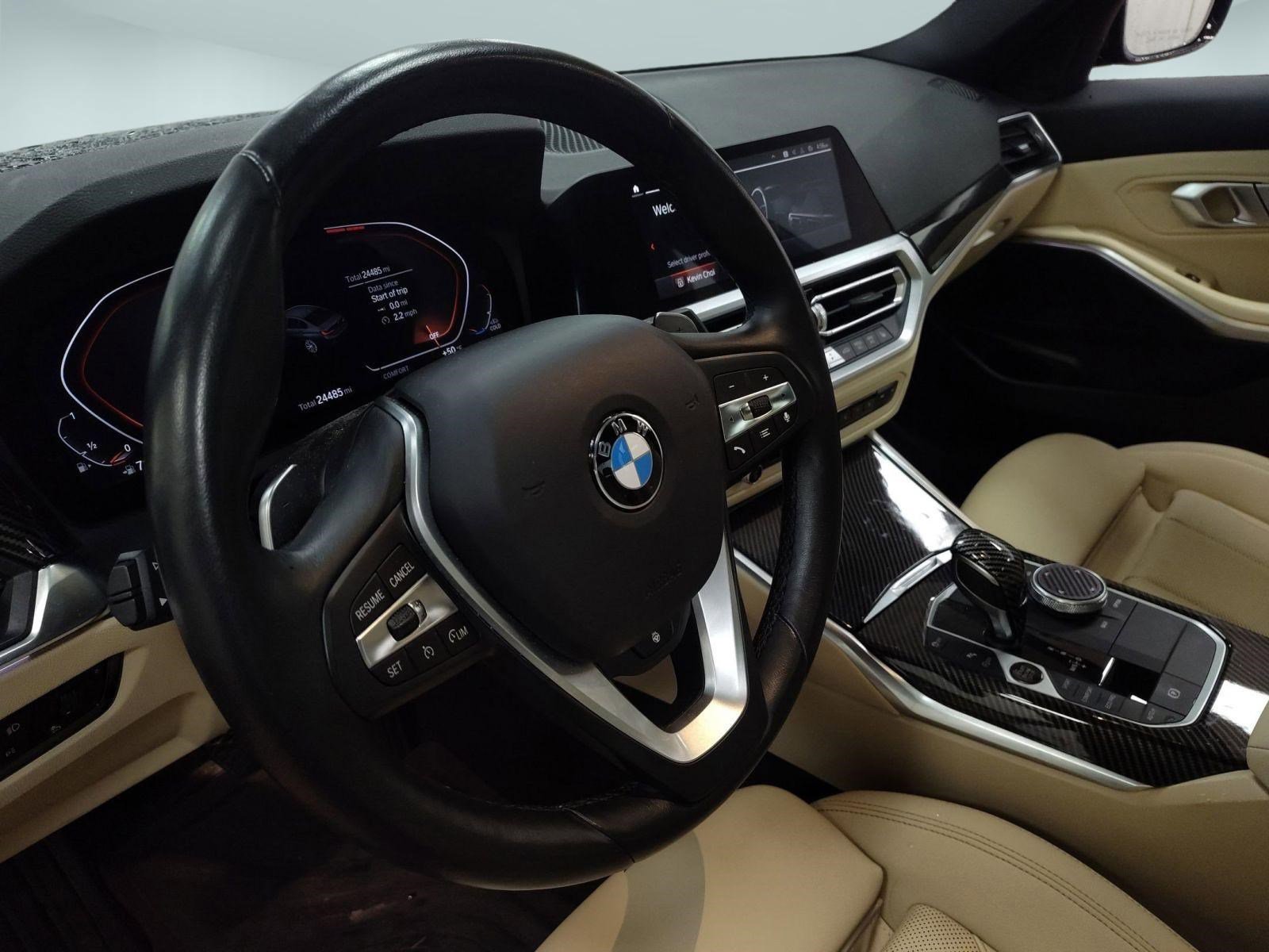 Used 2022 BMW 330i xDrive Sedan w/ Driving Assistance Package image 18