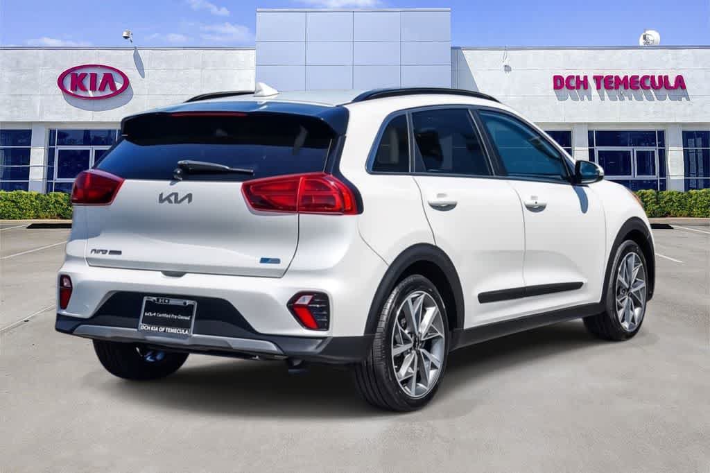 Certified 2022 Kia Niro Touring Special Edition FWD image 4
