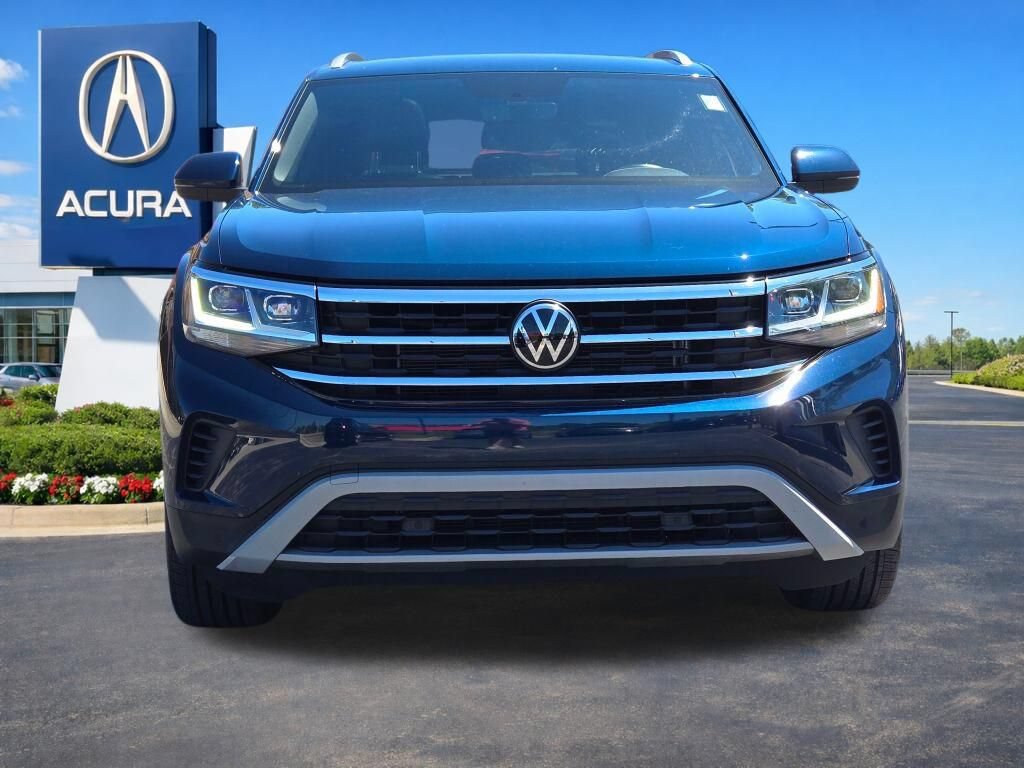 Used 2023 Volkswagen Atlas Cross Sport SE w/ Panoramic Sunroof Package AWD/4WD image 4