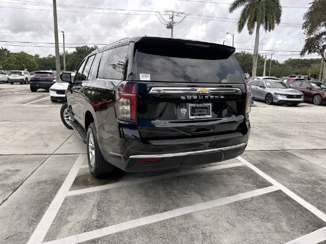 Used 2024 Chevrolet Suburban LS RWD image 12