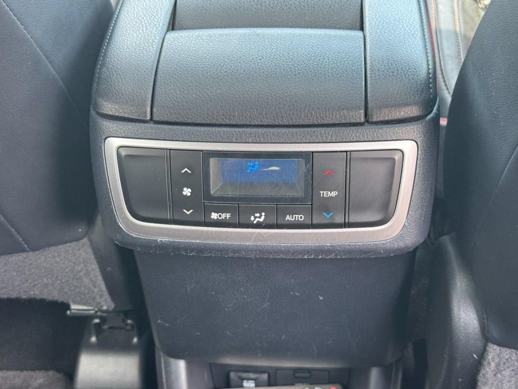 Used 2015 Toyota Highlander Limited AWD/4WD image 17