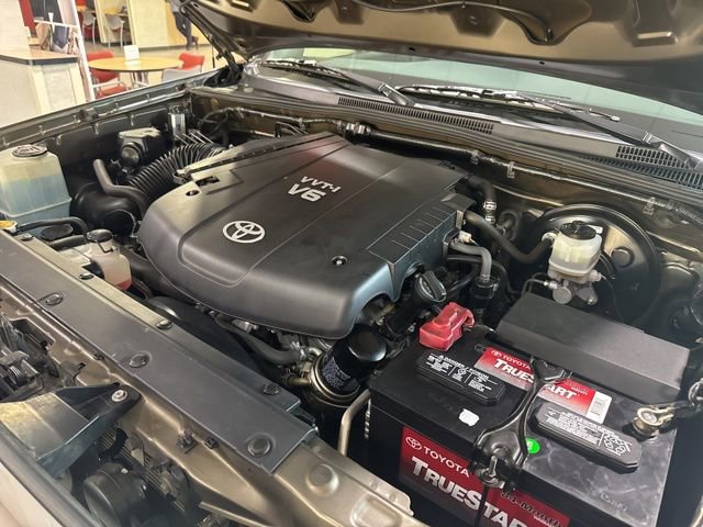 Used 2012 Toyota Tacoma PreRunner image 29