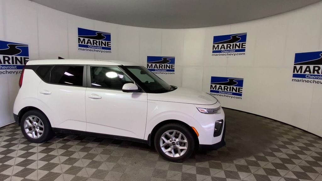 Used 2021 Kia Soul S FWD image 3