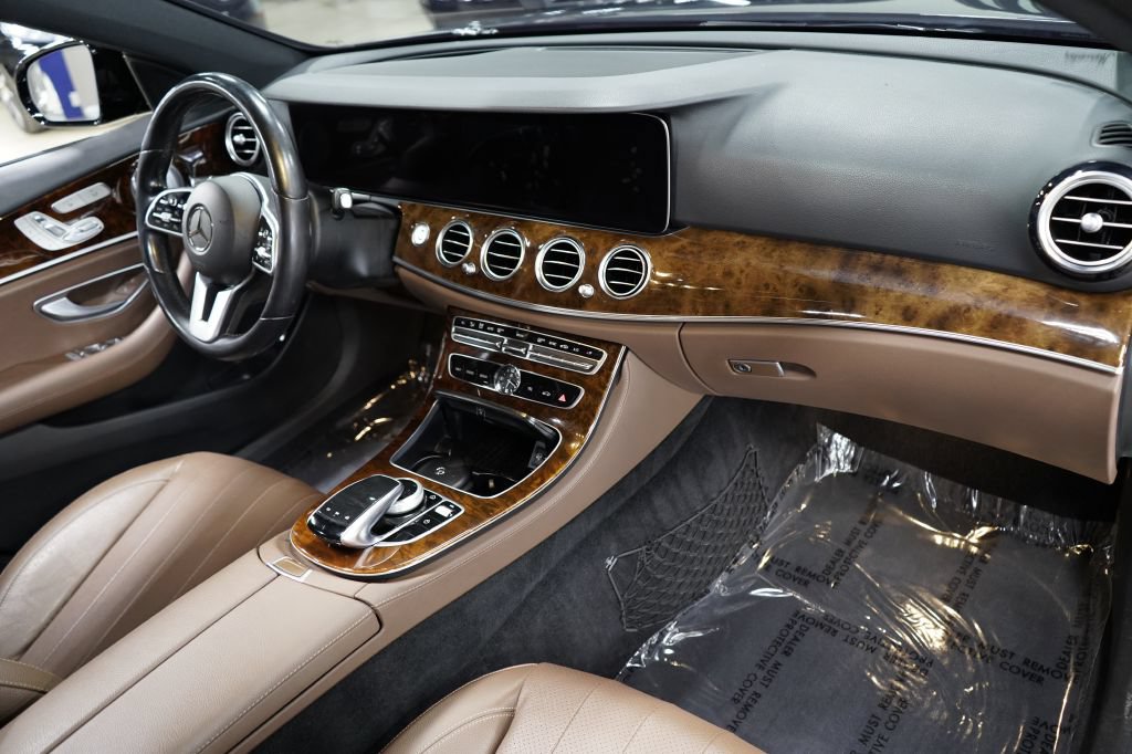 Used 2020 Mercedes-Benz E 450 4MATIC Sedan image 30