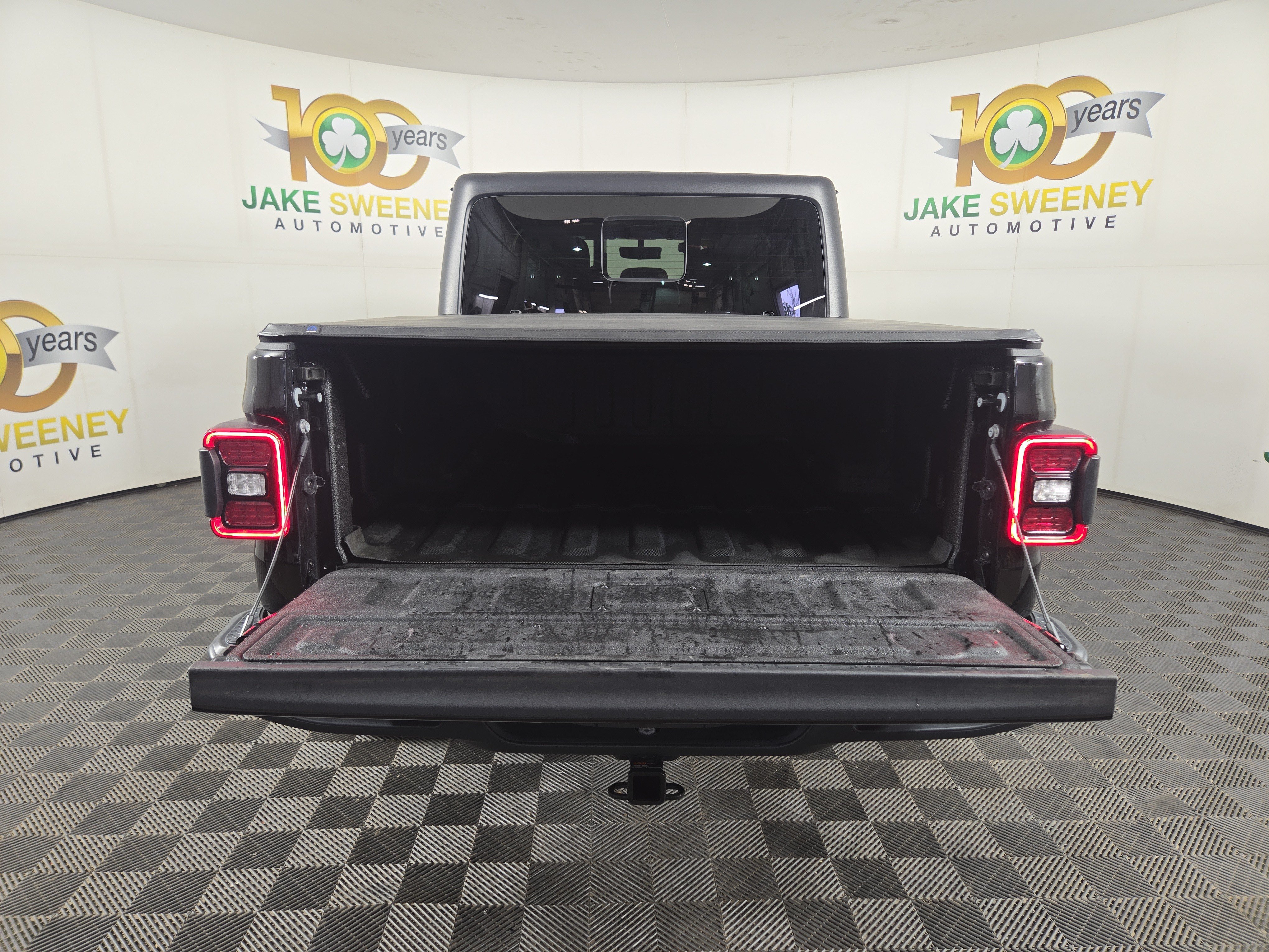 Used 2021 Jeep Gladiator Mojave AWD/4WD image 34