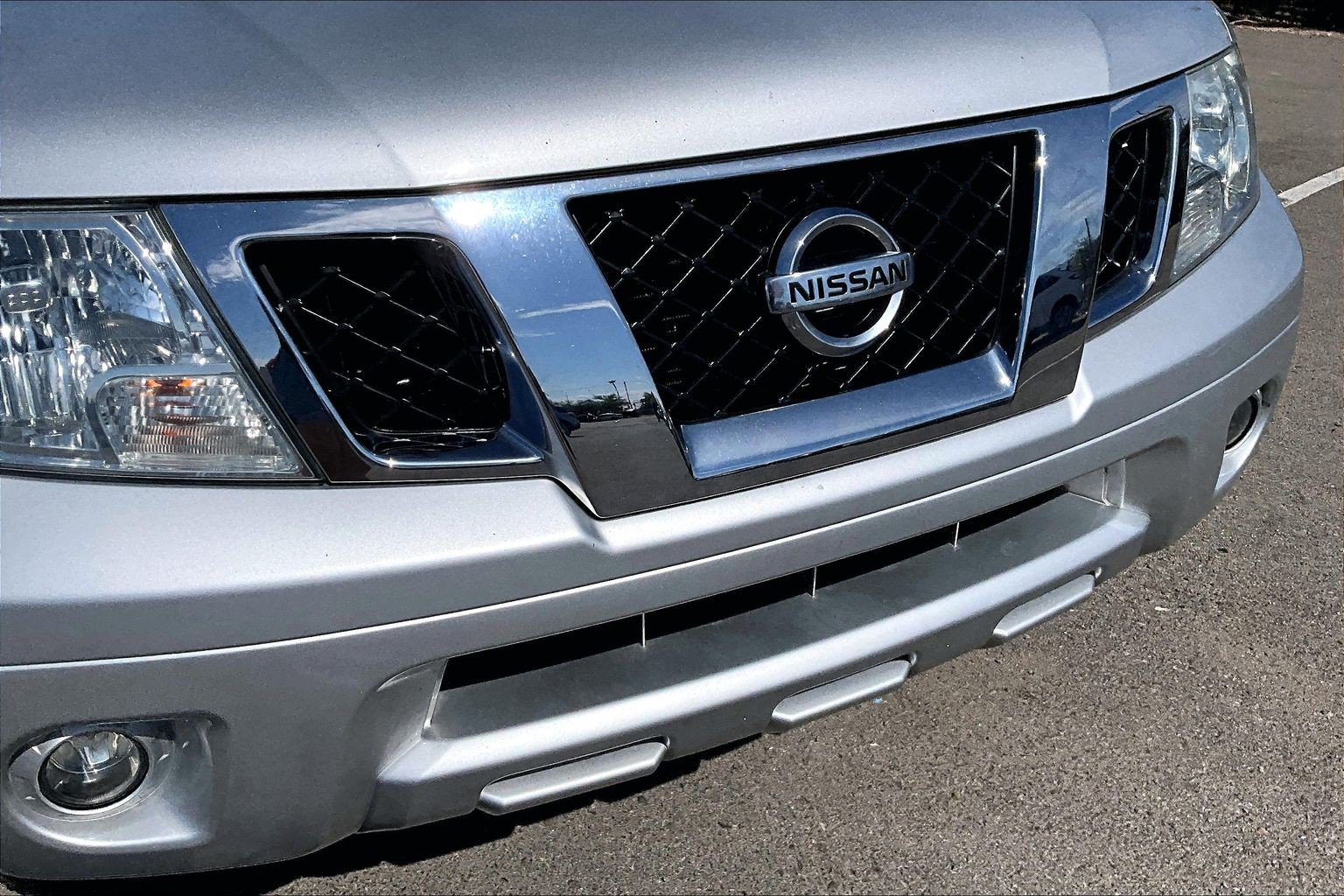 Used 2018 Nissan Frontier SV w/ Value Truck Package AWD/4WD image 28