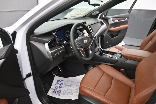 New 2026 Cadillac XT5 Sport AWD/4WD image 17