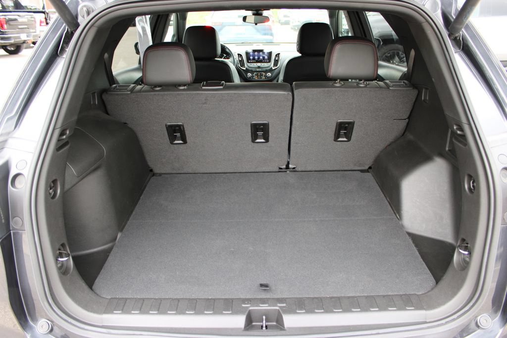 Used 2022 Chevrolet Equinox RS w/ RS Leather Package AWD/4WD image 38