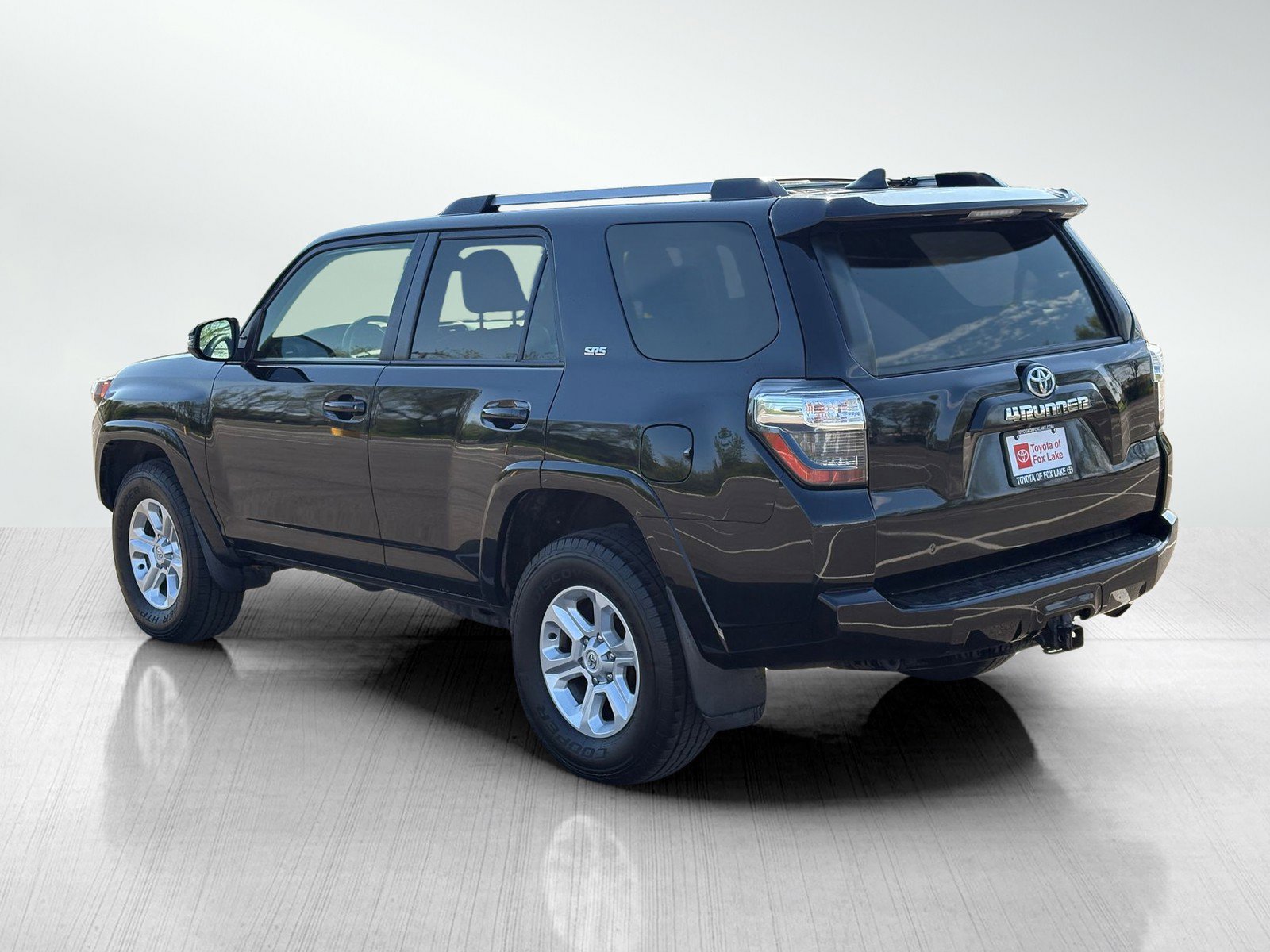 Used 2022 Toyota 4Runner SR5 Premium AWD/4WD image 5