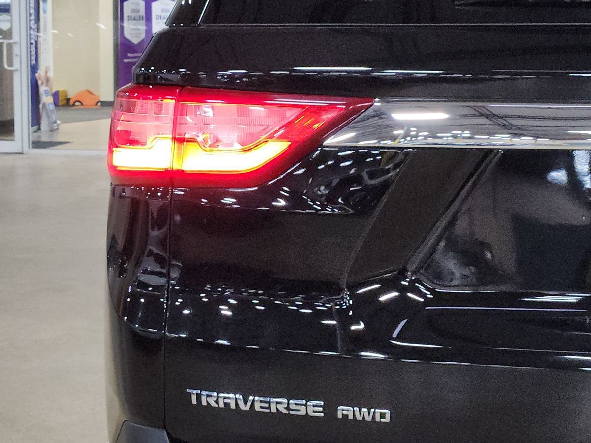 Used 2019 Chevrolet Traverse LT w/ LT Premium Package AWD/4WD image 20