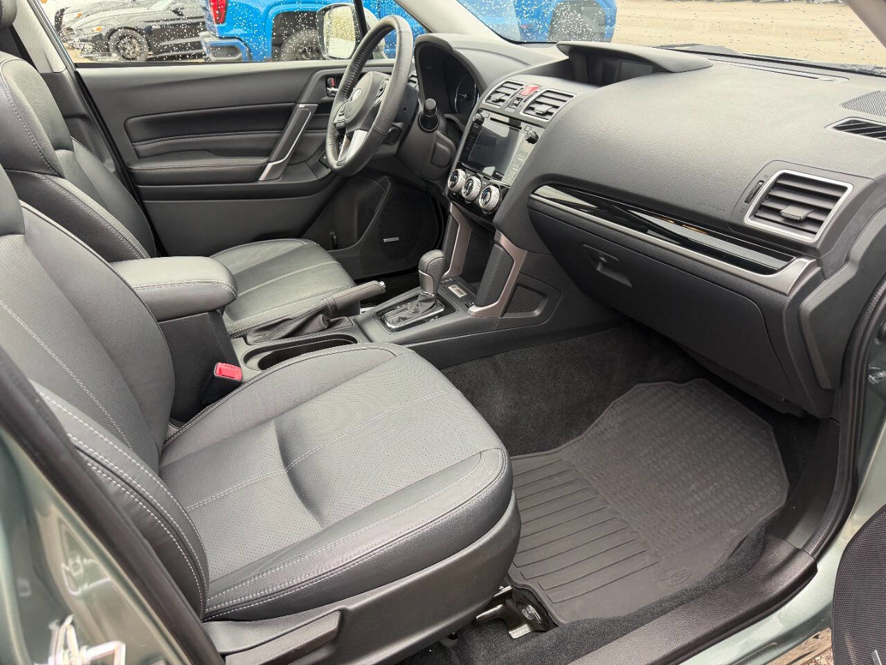 Used 2018 Subaru Forester 2.5i Touring AWD/4WD image 14