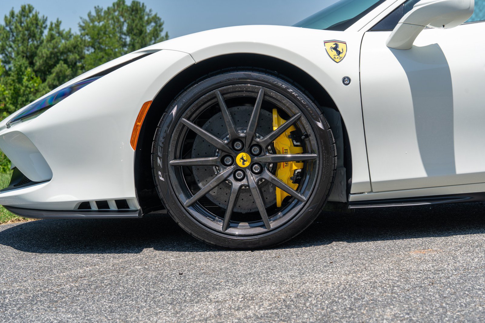 Used 2022 Ferrari F8 Tributo RWD image 9