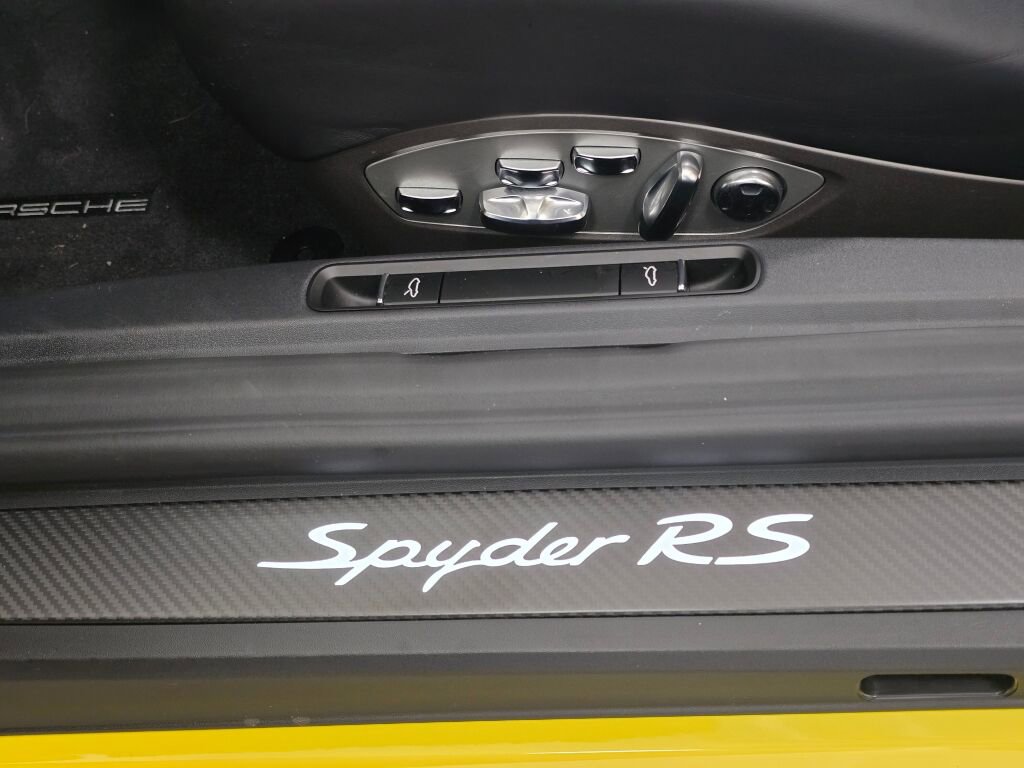 Certified 2025 Porsche 718 Boxster Spyder RS image 33
