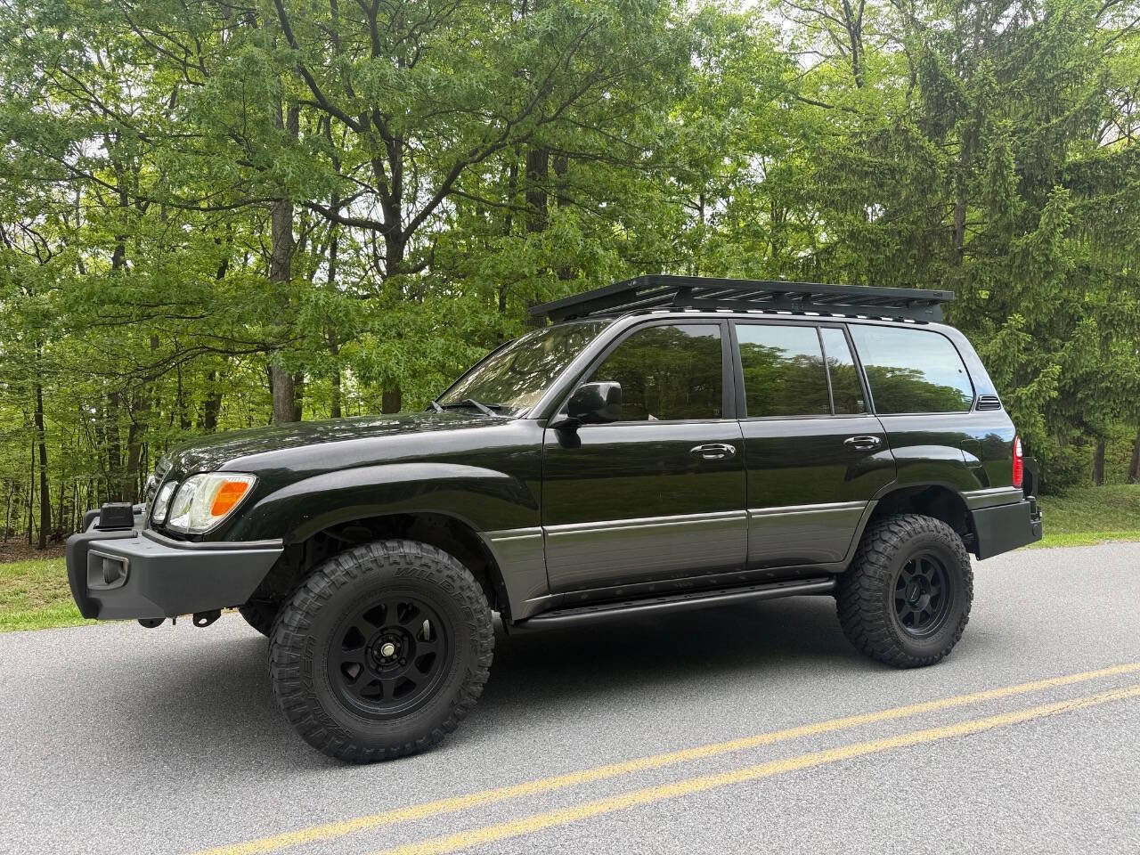 Used 2002 Lexus LX 470 4WD image 2