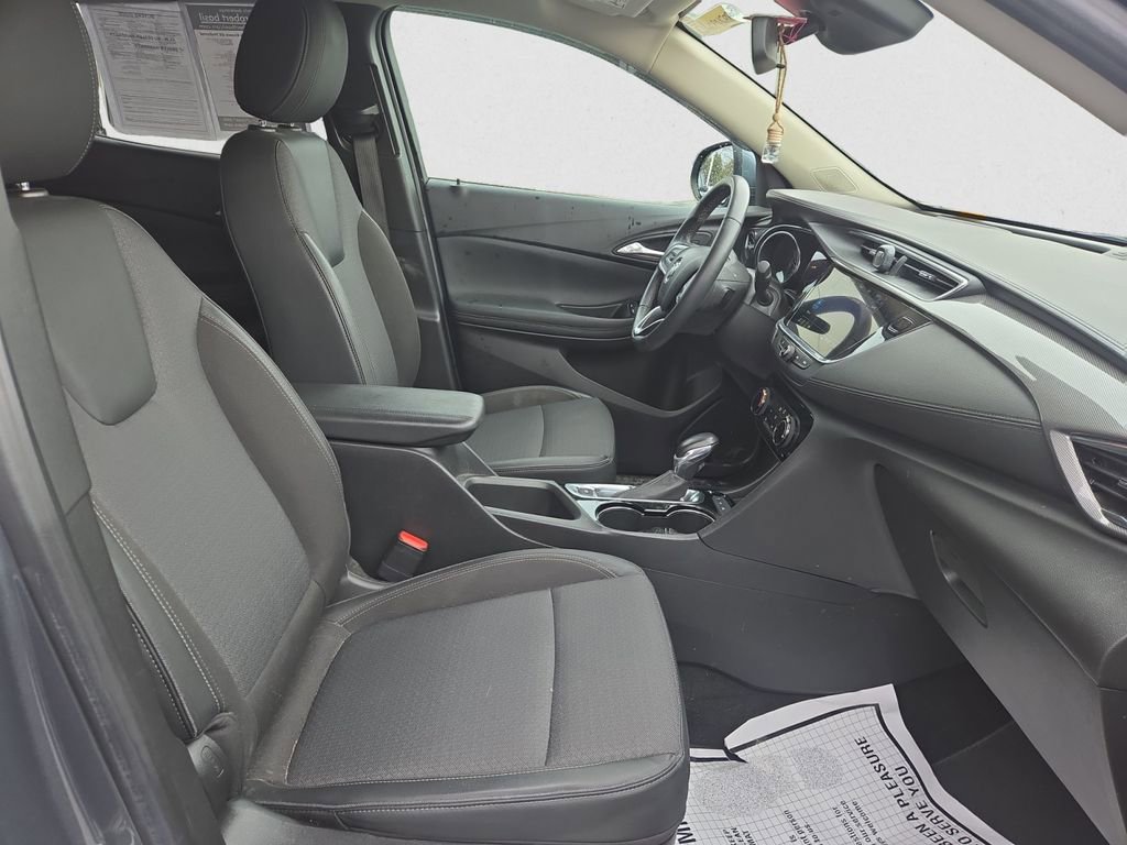 Used 2022 Buick Encore GX Preferred w/ Cold Weather Comfort Package image 17