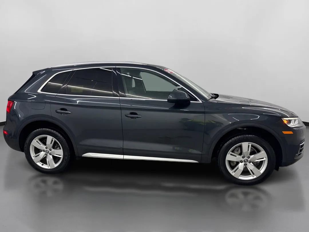 Used 2018 Audi Q5 2.0T Premium Plus w/ Premium Plus Package image 11